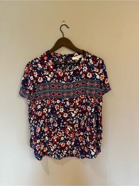 LOFT Navy Floral Short Sleeve Tee with Red and Cream Accents